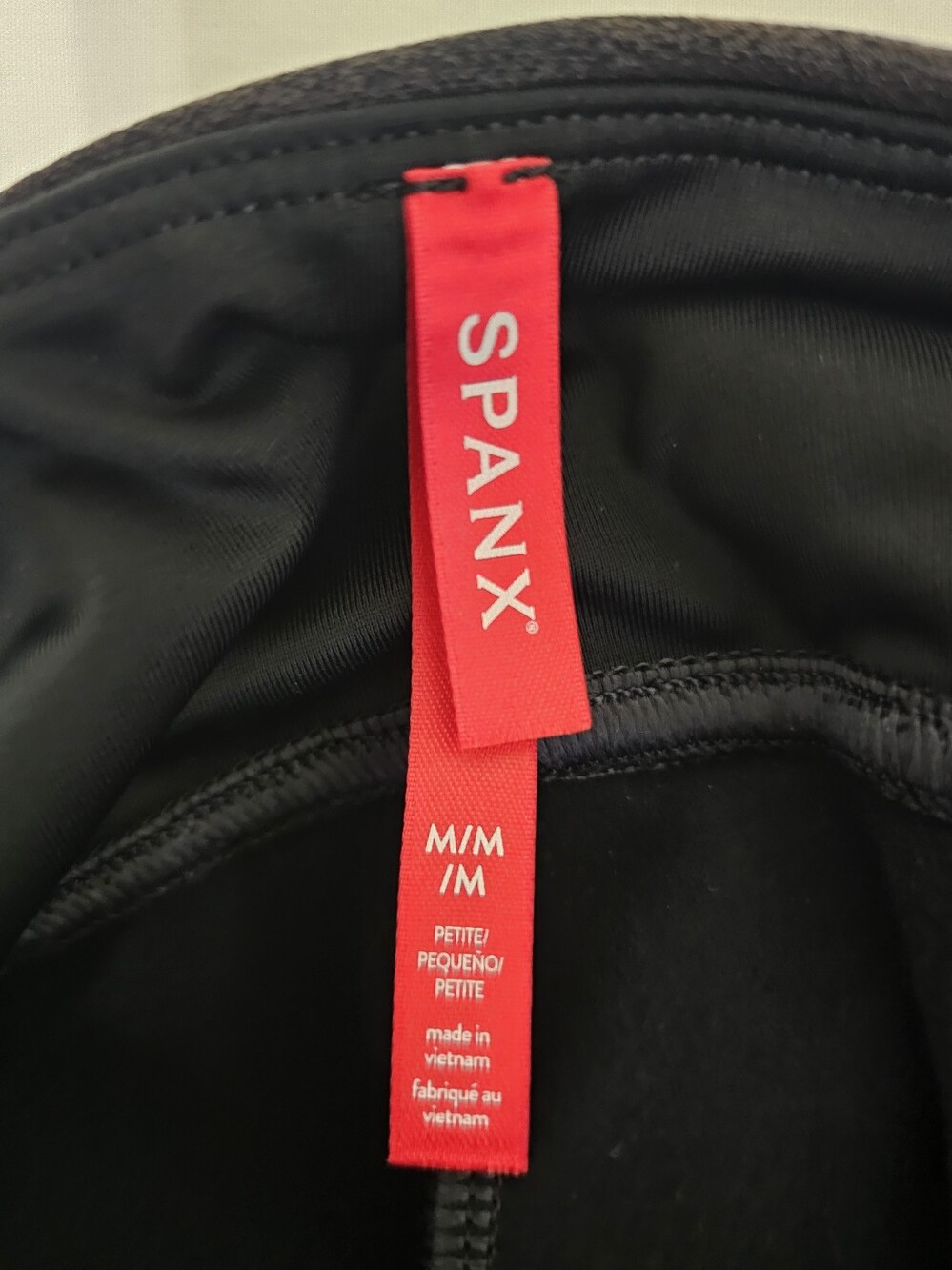 SPANX Faux Leather Moto Leggings Black Petite Medium M Ribbed Panel - Picture 6 of 9
